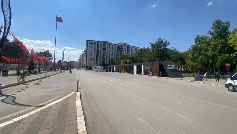 Elazığ'da Sokaklar Neden Boş Kaldı? Şok Eden Gelişmeler!