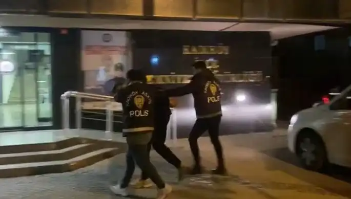 Galatasaray Taraftarını Silahla Yaralayan Şüpheli Mahallede Yakalandı