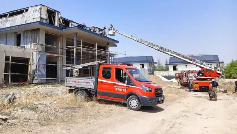Gölbaşı'nda Villaları Tehdit Eden Yangın: Neler Oluyor?