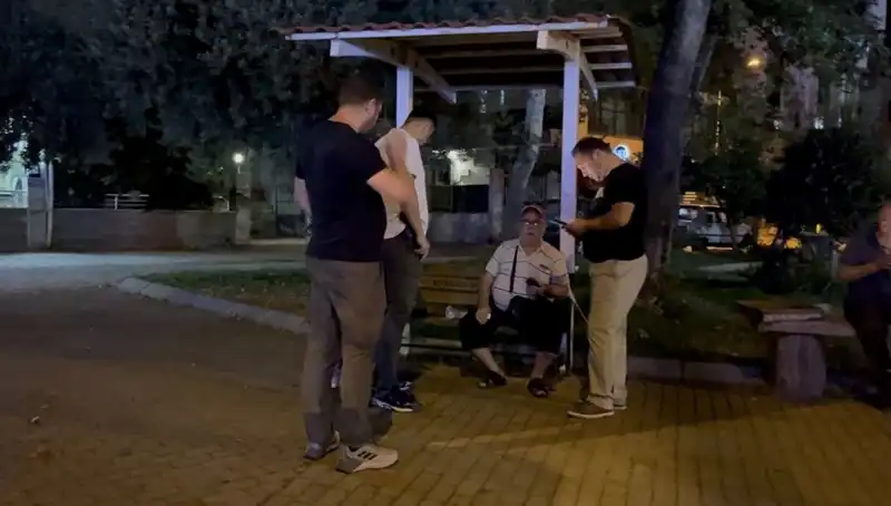 Kısmı Görme Kaybı Olan Adamın Telefonu Çalındı: Güvenliği Sağlamak İçin Ne Yapılmalı?