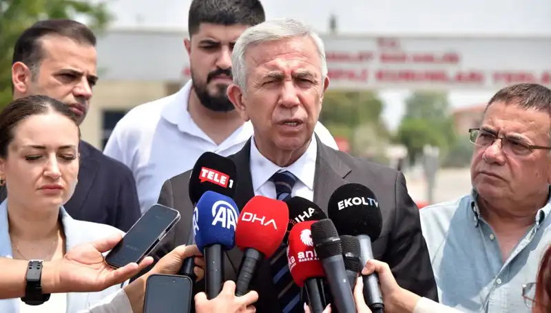 Mansur Yavaş'tan Muhittin Böcek’e Sürpriz Ziyaret: Yeni Gelişmeler Neler?