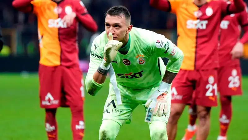 Muslera'nın Yerini Alacak Kaleci Kim Olacak? Süper Lig'de Yeni Gelişmeler!