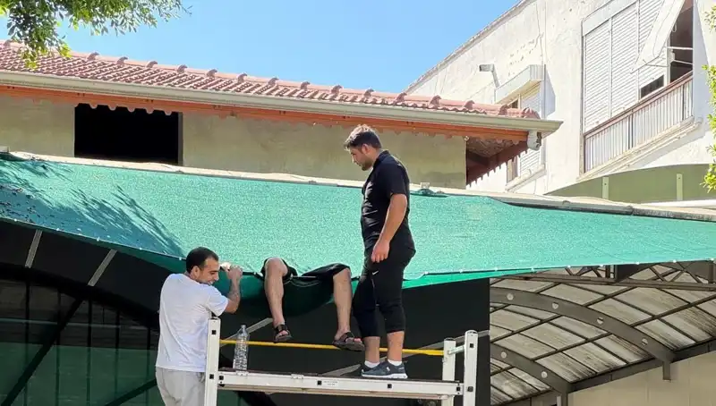 Dengesini Kaybedip Balkondan Düşen Genç, Hayata Tutunma Mücadelesi Veriyor
