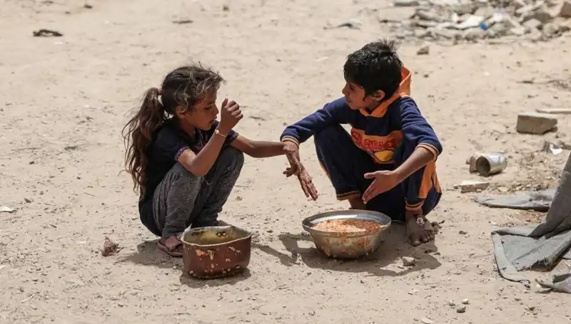 Gazze'de Bir Çocuğun Ölümü: Açlığın Kıyısındaki Çaresizlik