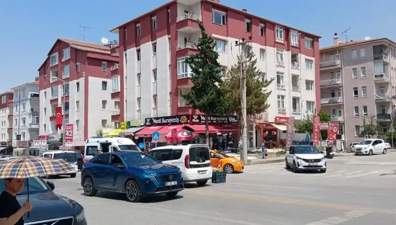Taksi ile Otomobil Çarpıştı: Olay Yerinde Şok Detaylar Ortaya Çıktı