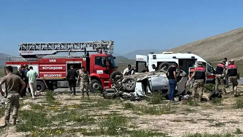 Van’da Feci Kaza: 4 Can Kayıbı ve 2 Yaralı, Olayın Ayrıntıları Şok Ediyor