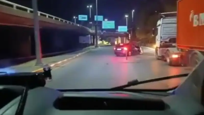 İstanbul'da Dev Kaçakçılık Operasyonu: 36 Milyon TL'lik Ürünler Ele Geçirildi