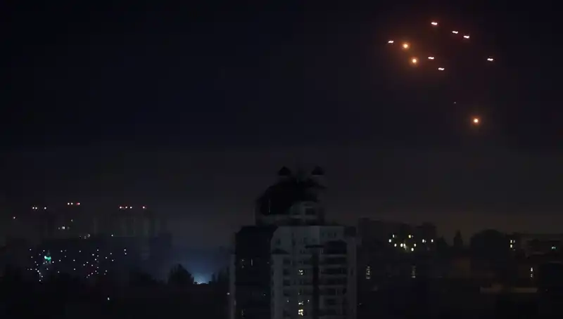 Rusya'nın Kiev'e Yönelik Saldırıları ve Sumi'de Tahliye Aciliyeti