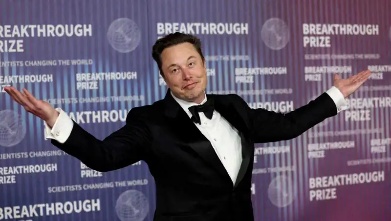 Elon Musk'tan Çarpıcı Duyuru: X'in Yeni Mesajlaşma Uygulaması Flört Sitesi Oluyor Mu?