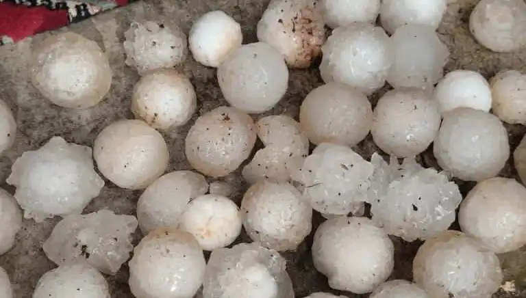 Şanlıurfa’da Kar Topu Büyüklüğünde Dolu Yağışı Şehri Vurdu