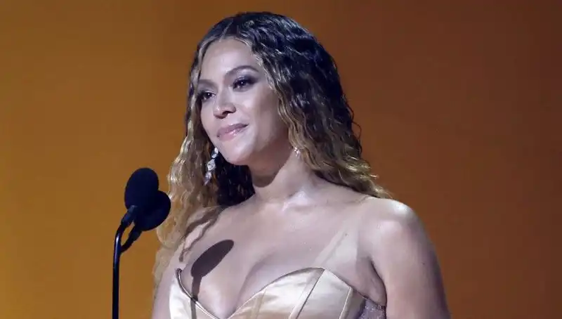 Beyoncé'nin Yayımlanmamış Şarkılarının Çalınmasının Arkasındaki Gizemli Olay