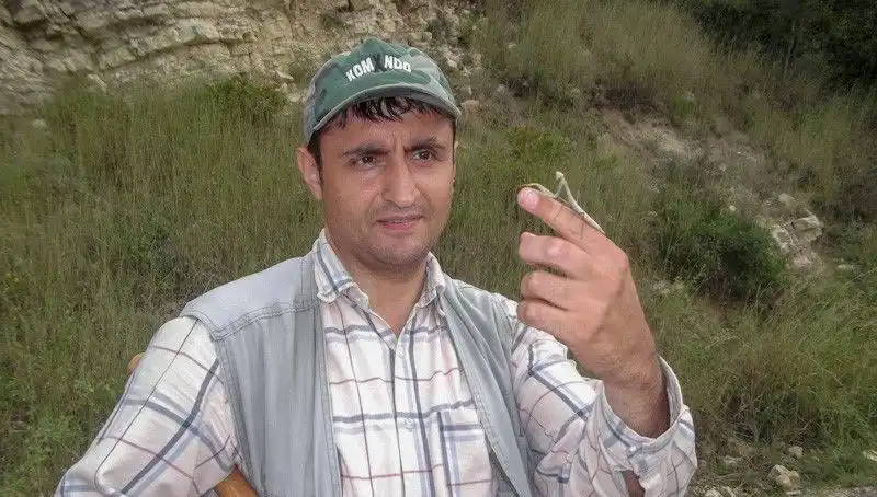 Yeni Keşfedilen Böcek Türüne Eşinin İsmini Verdi, Tepkiler Çığ Gibi Büyüdü!