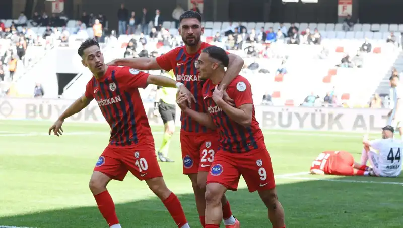 Altınordu'da Futbol Geçidi: Gidenler Geri Dönüyor, Takvim Yenileniyor!