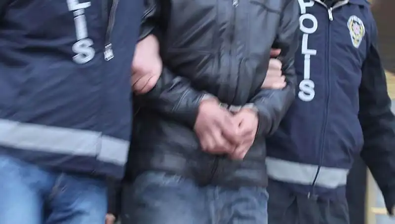 Kütahya'da Uyuşturucu Operasyonunda 5 Kişi Tutuklandı: Olayın Perde Arkası