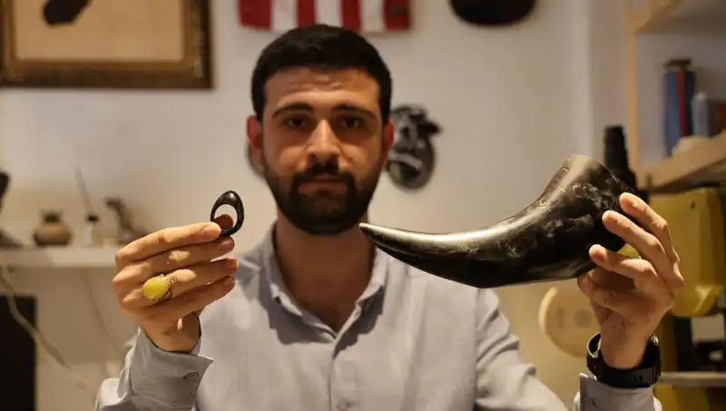 Türk Savaşçıların Tarihinde Yer Edinen Manda Boynuzu Ekipmanları