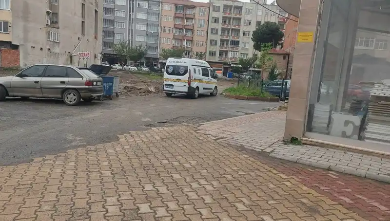 4. Kattan Düşen Kadın Hayat Mücadelesi Veriyor: Olayın Detayları