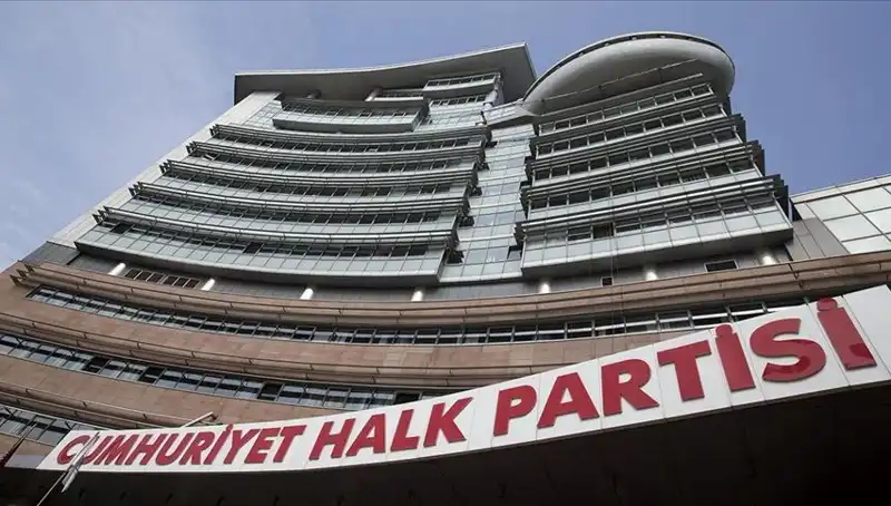 CHP Olağanüstü Kurultayı: Siyasi Hem Sağlamlar Hem De Yenilikçi Çözümler