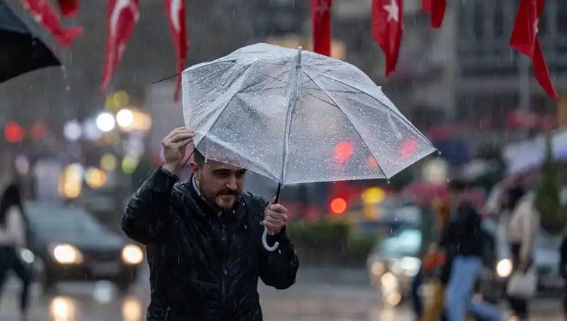 ** Türkiye'de Kuvvetli Rüzgar ve Fırtına Uyarısı: Hangi İller Etkileniyor?**
