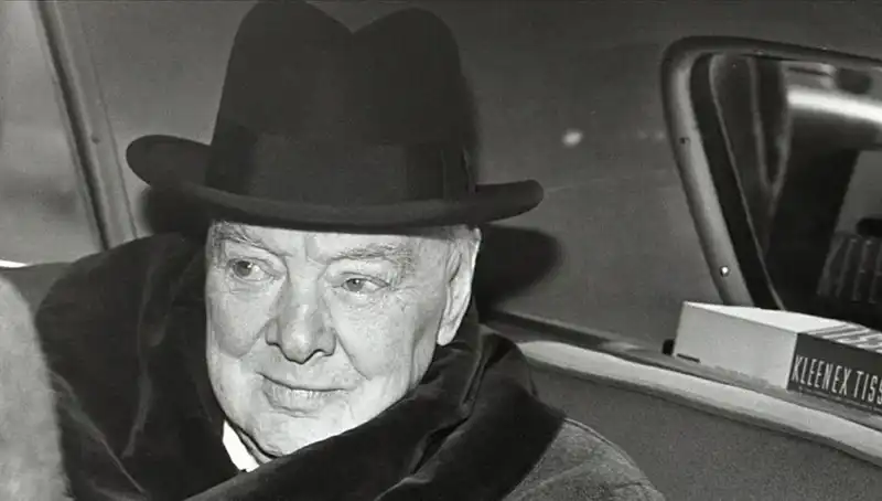 Tarihi Churchill Bekar Evi Satışta: 3,75 Milyon Sterlin ile Alıcı Bekliyor