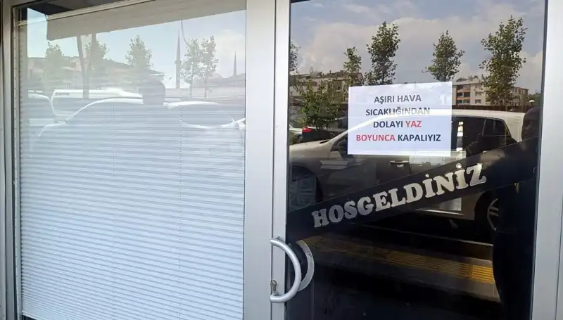 Yaz Sıcakları Esnafı Nasıl Vurdu? Dükkanlar Kapalı Kaldı