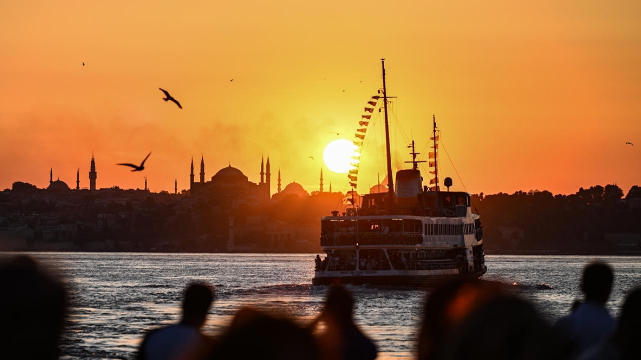 Türkiye'de Turizm Geliri Rekor Kırdı!