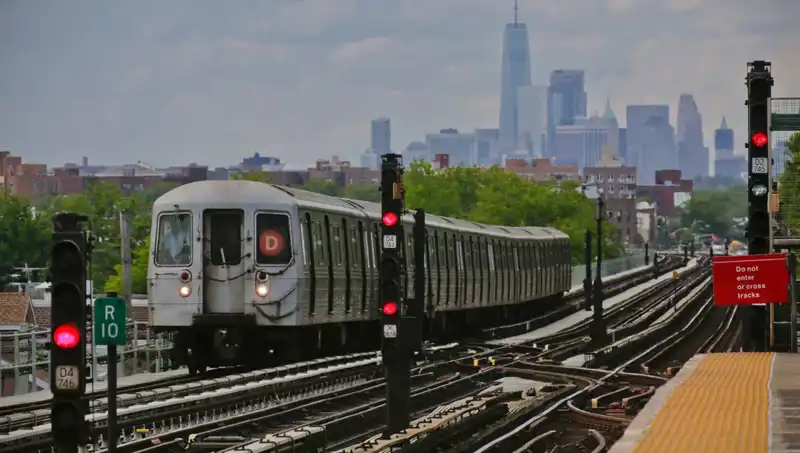 Metro Sörfü Nedir? Gençlerin Tehlikeli Macerası Sonucunda Bir Hayat Kaybedildi