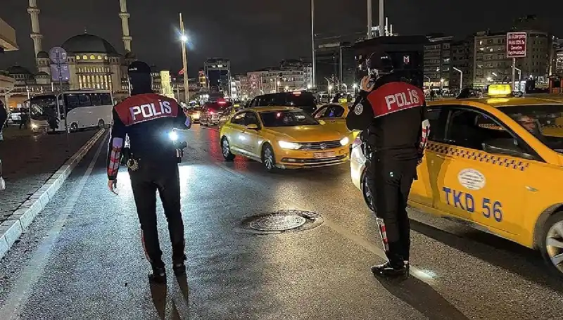 İstanbul'da "Huzur Operasyonu": Bir Gecede 873 Gözaltı!