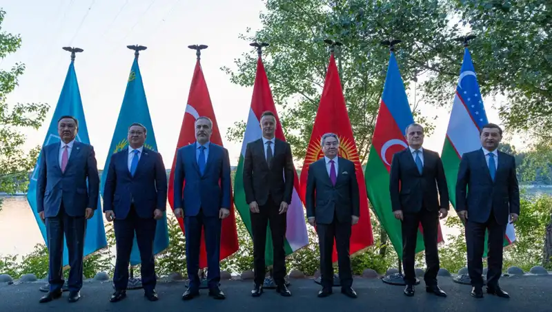 Bakan Fidan, Budapeşte'de Uluslararası Mevkidaşlarıyla Kritik Görüşmeler Gerçekleştirdi